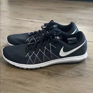 Nike fitsole running shoes.